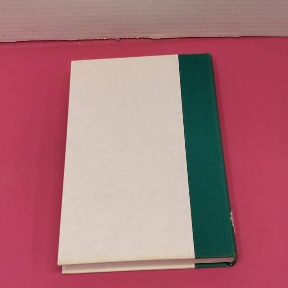 Hardcover book IRISH GOLD by Andrew M Greeley 1994 first edition - Picture 4 of 10